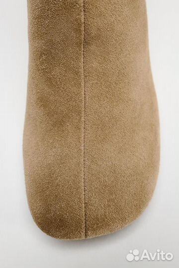 Замшевые ботильоны Zara