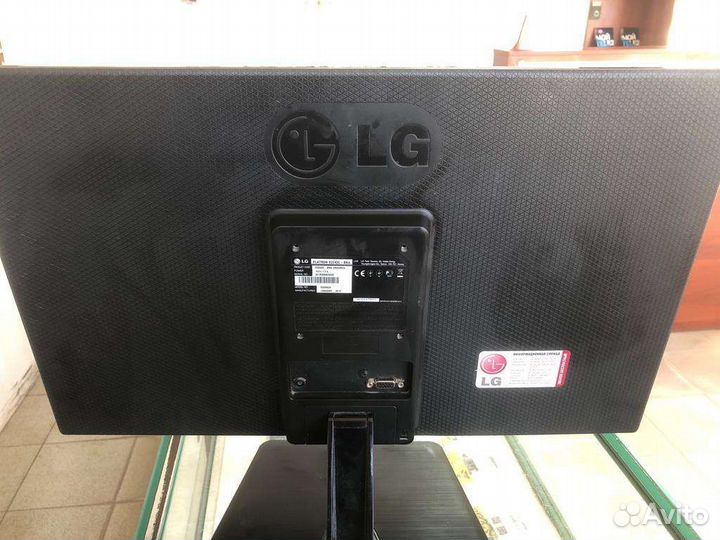 Монитор LG flatron E2242C