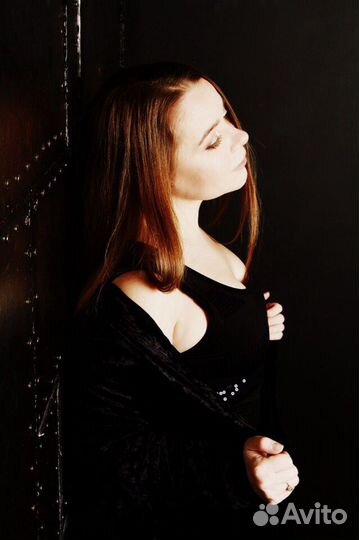 Вокалистка, певица