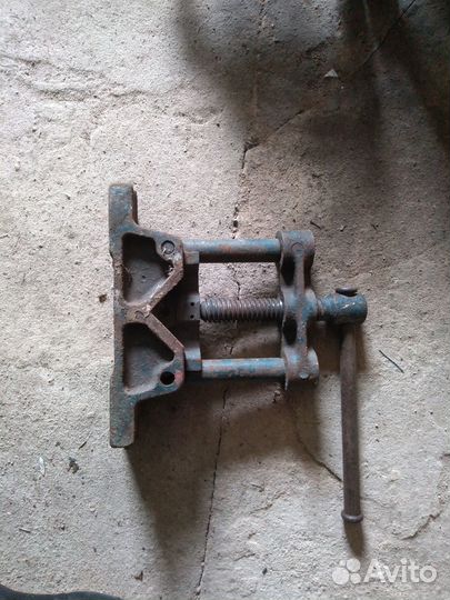 Тиски трубные СССР