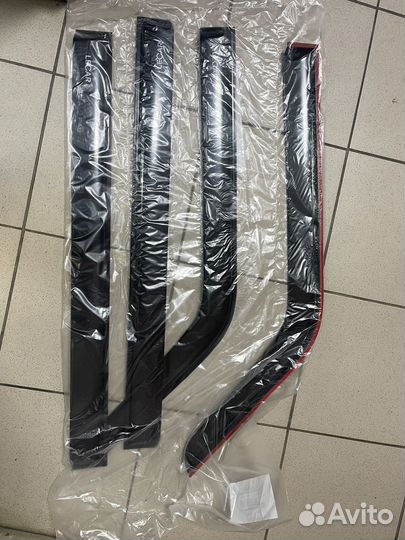 Девлекторы стекол Нива(5,3дв