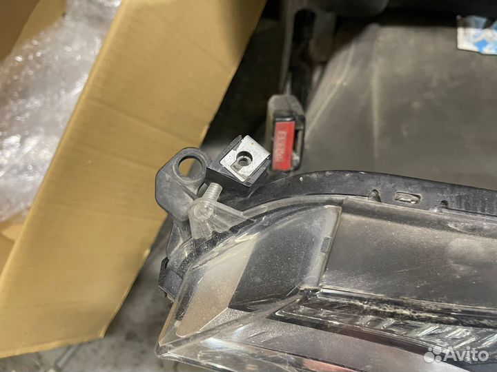 Фара левая toyota rav4 40 (2015 2019)