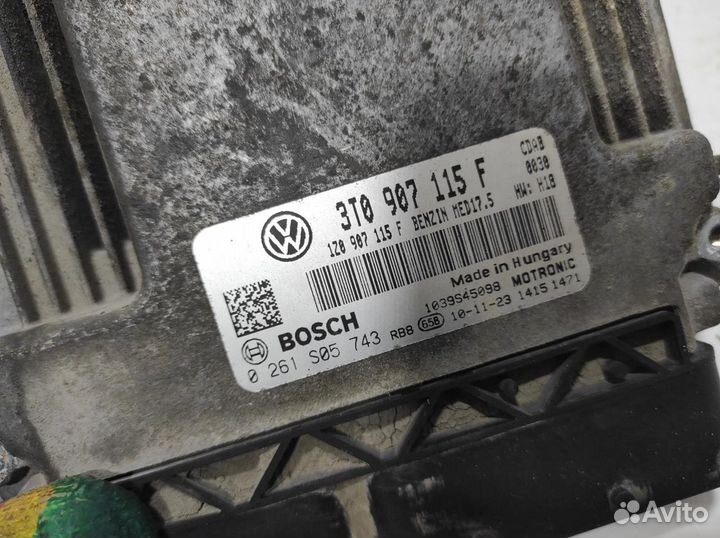 Блок управления двигателем Skoda Superb 2 3T0907115F