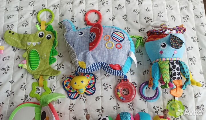 Игрушки для малышей пакетом или по отдельности