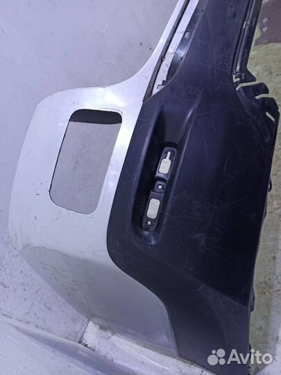 Бампер задний Тойота