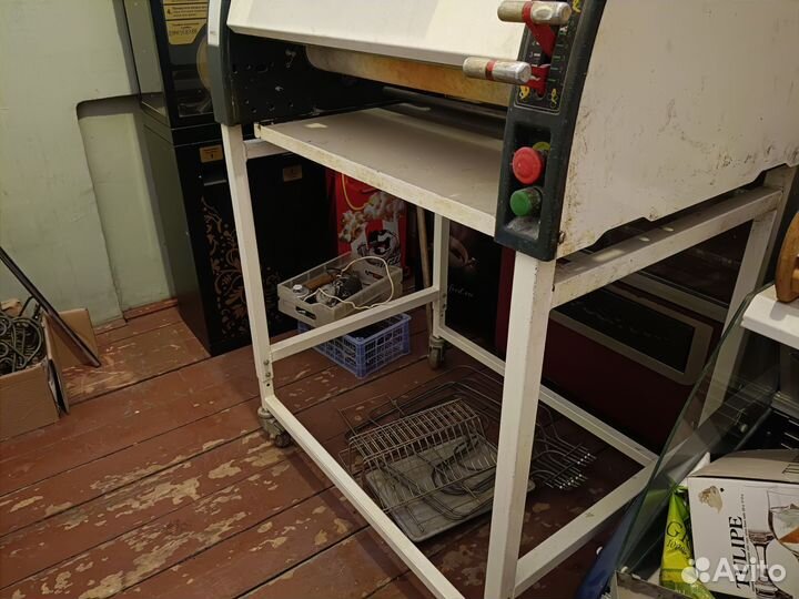 Тестораскаточная машина