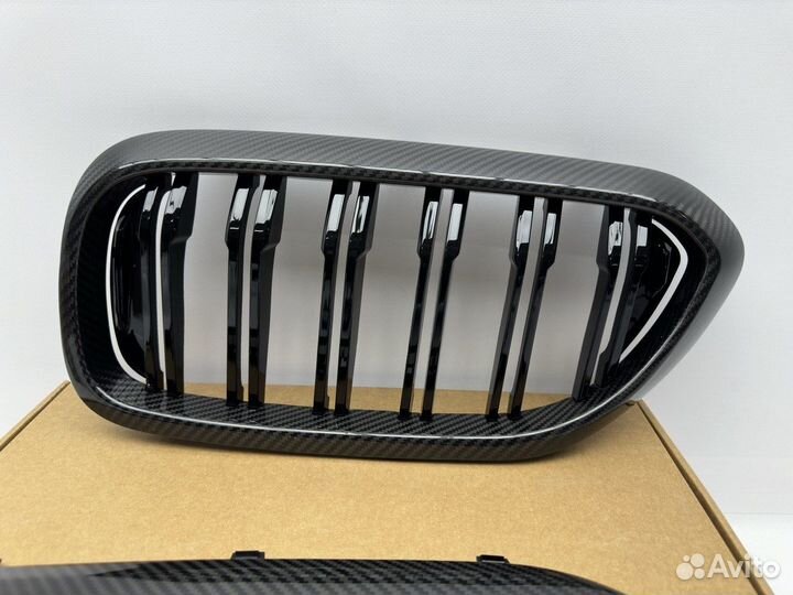 Карбон ноздри BMW 5 G30, сухой карбон м стиль