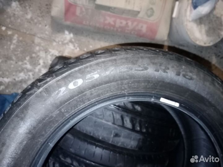 Pirelli Cinturato P1 205/55 R16