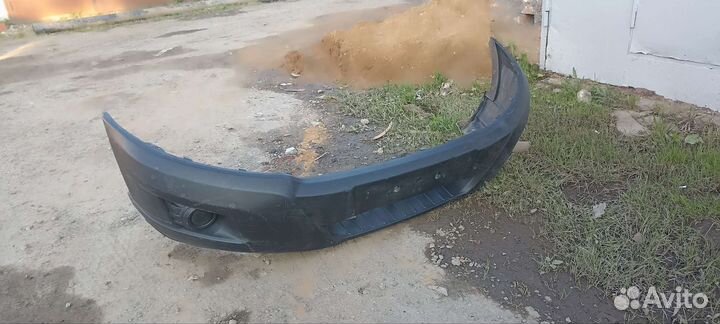 Передний бампер на Ford transit