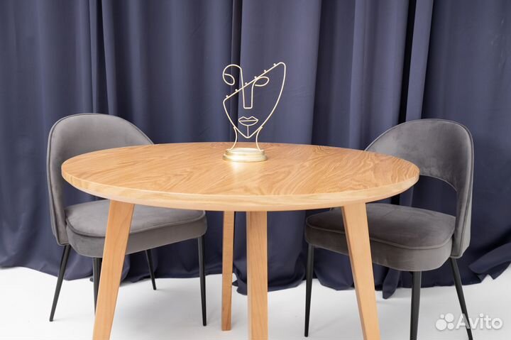 Кухонный стол