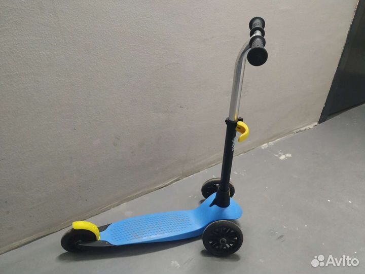 Самокат детский 2-4 года