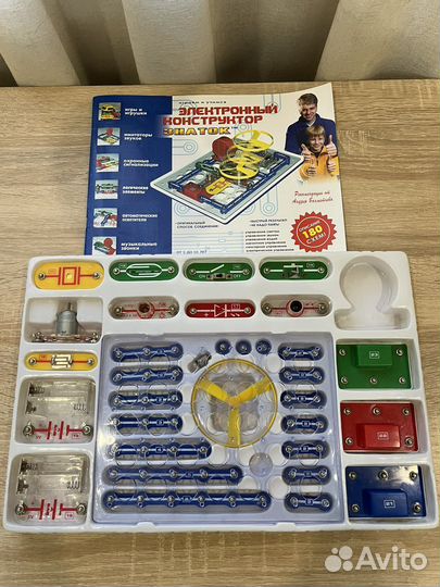 Электронный конструктор Знаток