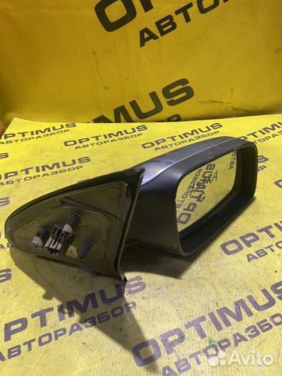Правое зеркало заднего вида Opel Astra G
