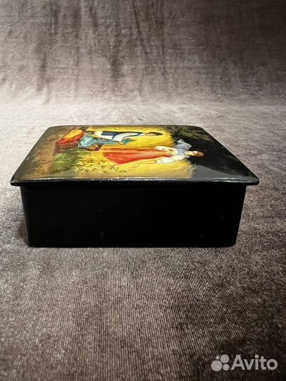 Шкатулка.Федоскино