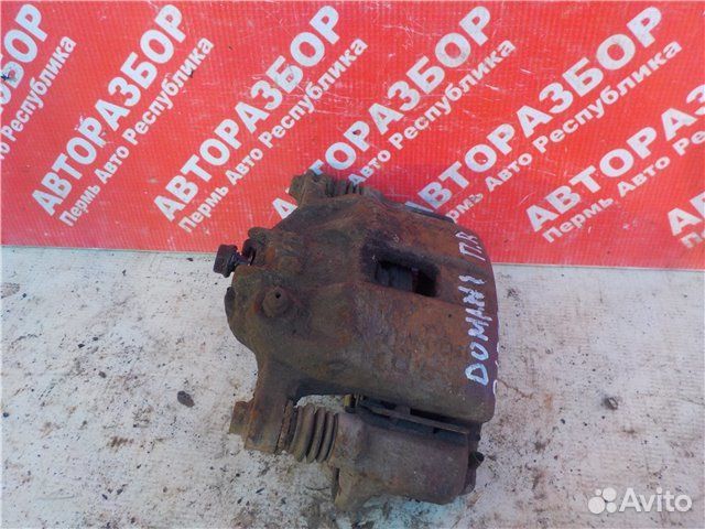 Суппорт передний правый Honda Domani 1992-1996