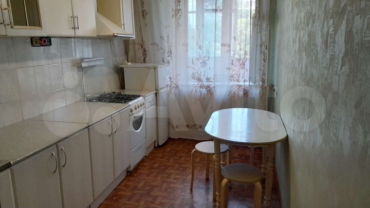 2-к. квартира, 56 м², 5/10 эт.
