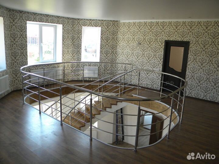 Перила для лестниц