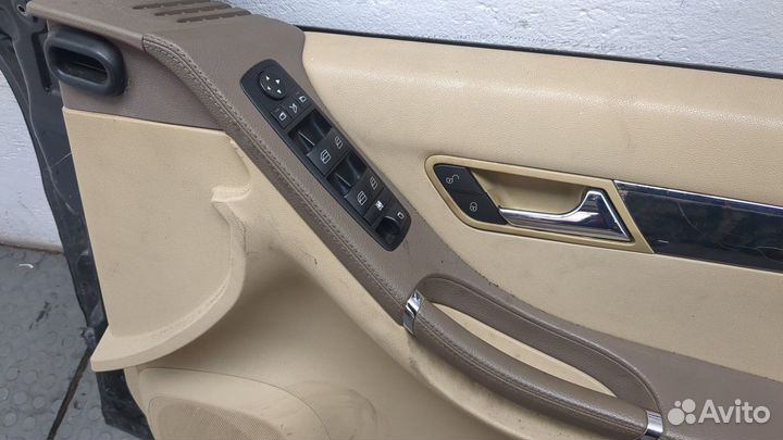 Кнопка стеклоподъемника Mercedes R W251 2005, 2010