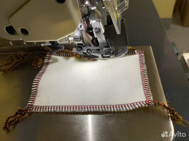 Четырехниточный Промышленный оверлок Zoje B9500-13