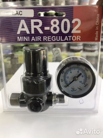 KiWiX Регулятор давления с манометром аr-802