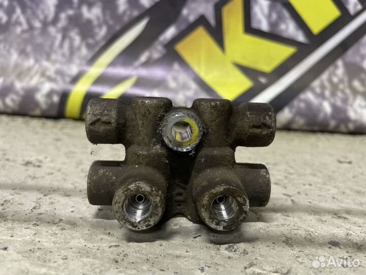 Распределитель тормозных усилитель Матиз Matiz