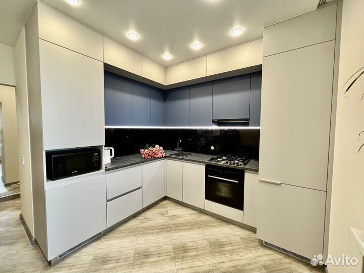 Прямая кухня на заказ. Производство в Омске