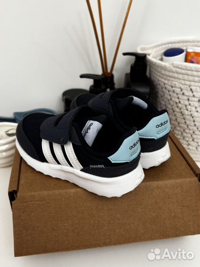 Кроссовки детские Adidas 26 размер