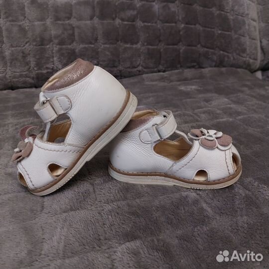 Сандалии для девочки 22 размер