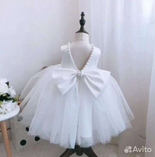 Платье праздничное