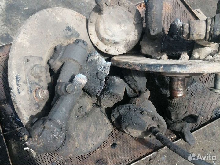 Поворотный кулак ЗИЛ 130