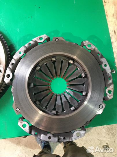 Комплект сцепления Ford Focus 2. 1.8