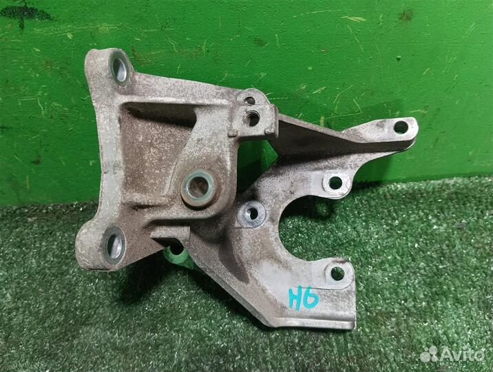 Кронштейн гур Subaru Tribeca WX 2007