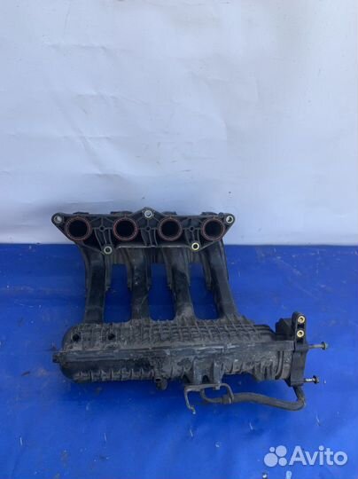 Впускной коллектор honda fit gd1 l13a