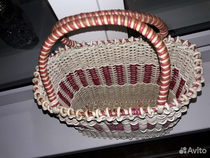 Корзина плетеная