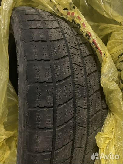 Kumho Ice Power KW21 21.5/55 R17 94