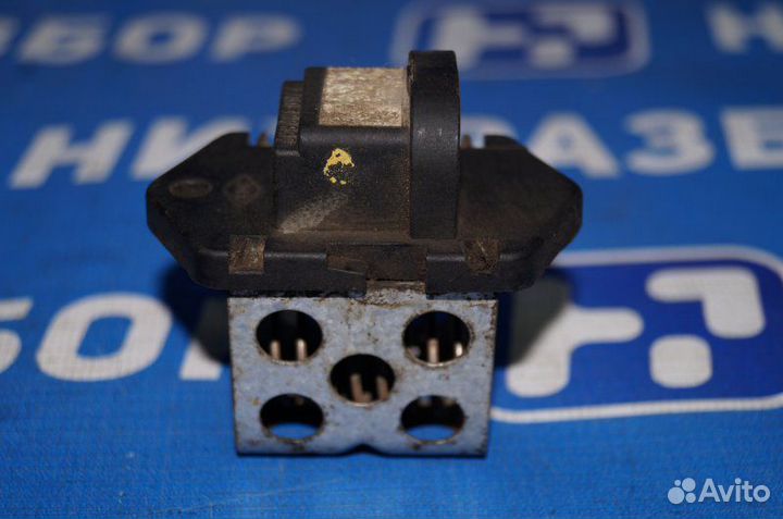 Резистор вентилятора Renault Duster 2.0 F4RA400