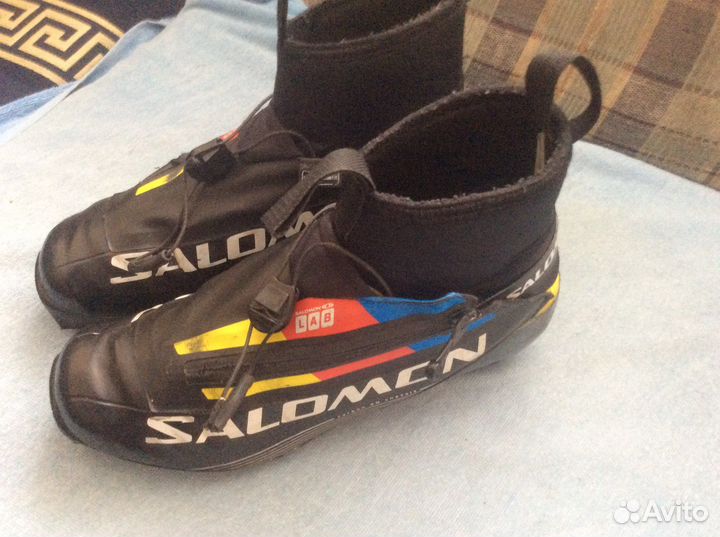 Ботинки лыжные, палки, лыжи и чехлы