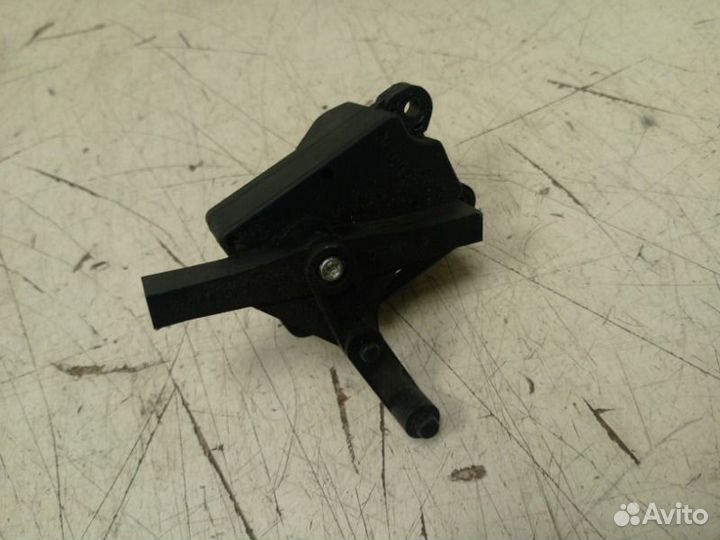 Моторчик заслонки отопителя Volvo S80 B6324S 2008