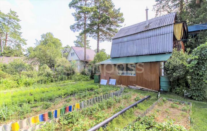 Дом 100 м² на участке 10,1 сот.