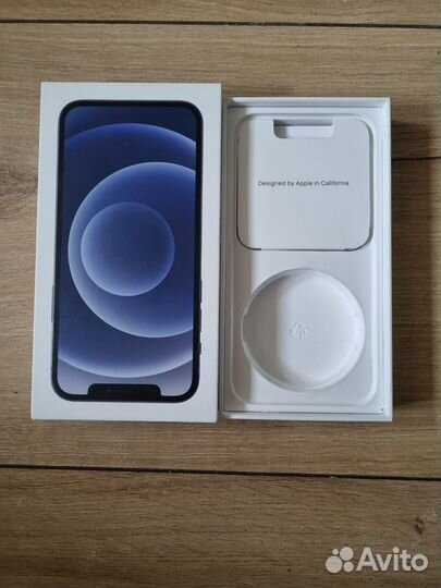 Коробка от iPhone 12