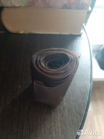 Мотки тесьмы, ленты, кружевов для рукоделия