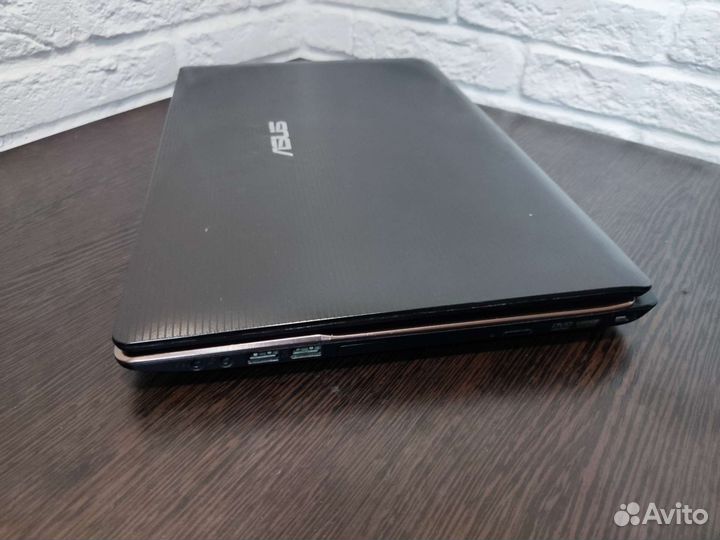 Ноутбук Asus Core i3/озу 6гб/GT 520mx/SSD