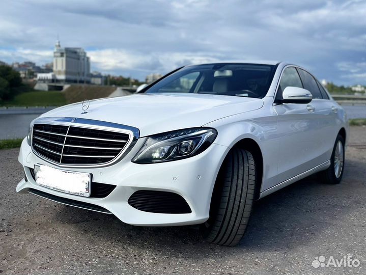 Аренда авто на свадьбу Mercedes фотосессия трансфе