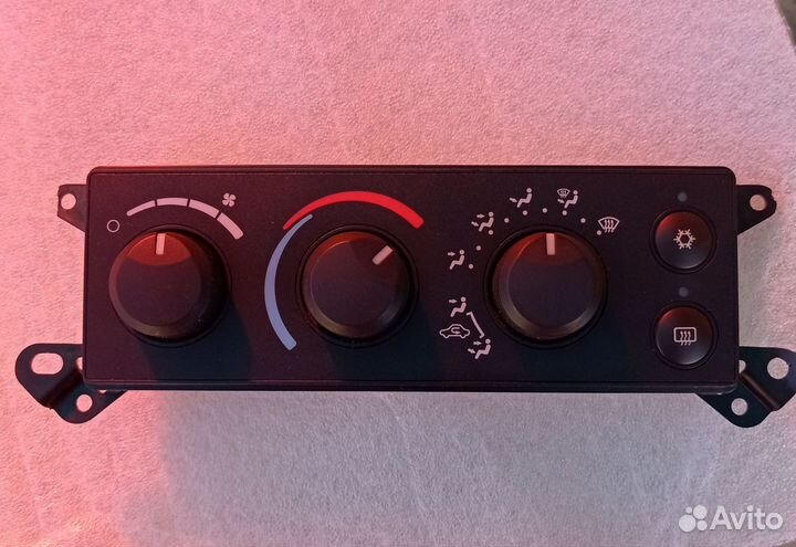 Блок управления климат- контролем