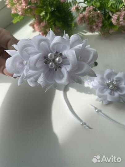 Набор ободок и бутоньерка на ручку