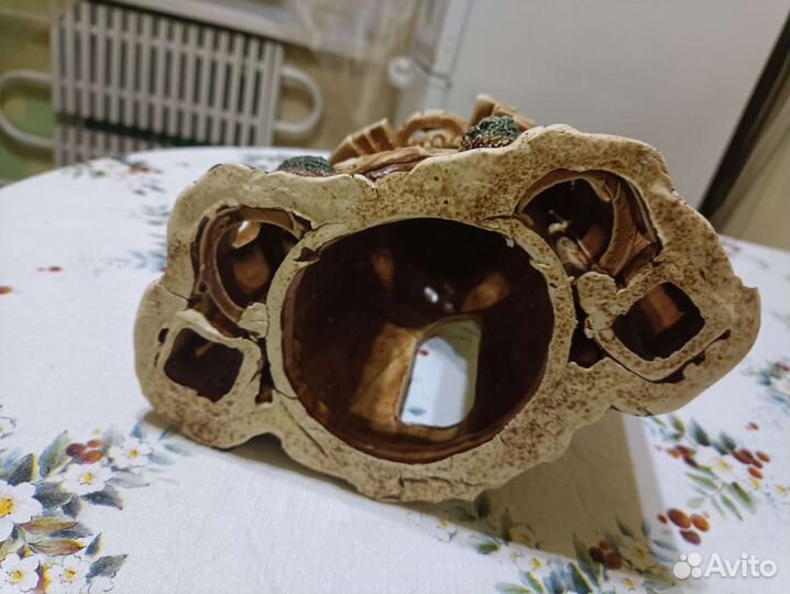 Замок для аквариума
