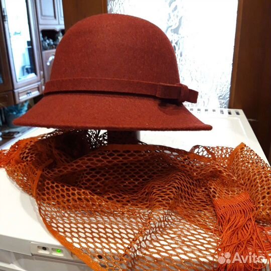 Шапка женская(шляпа)