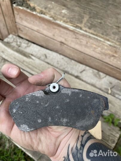 Тормозные колодки TRW GDB1496