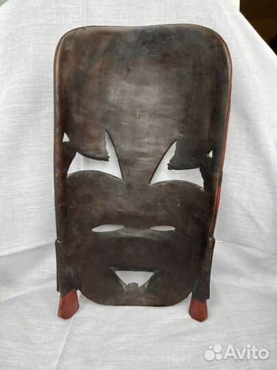 Африканская маска дерево