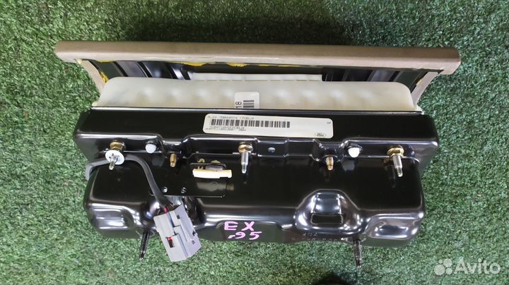 Airbag пассажирский Ford Explorer 3 4 2004